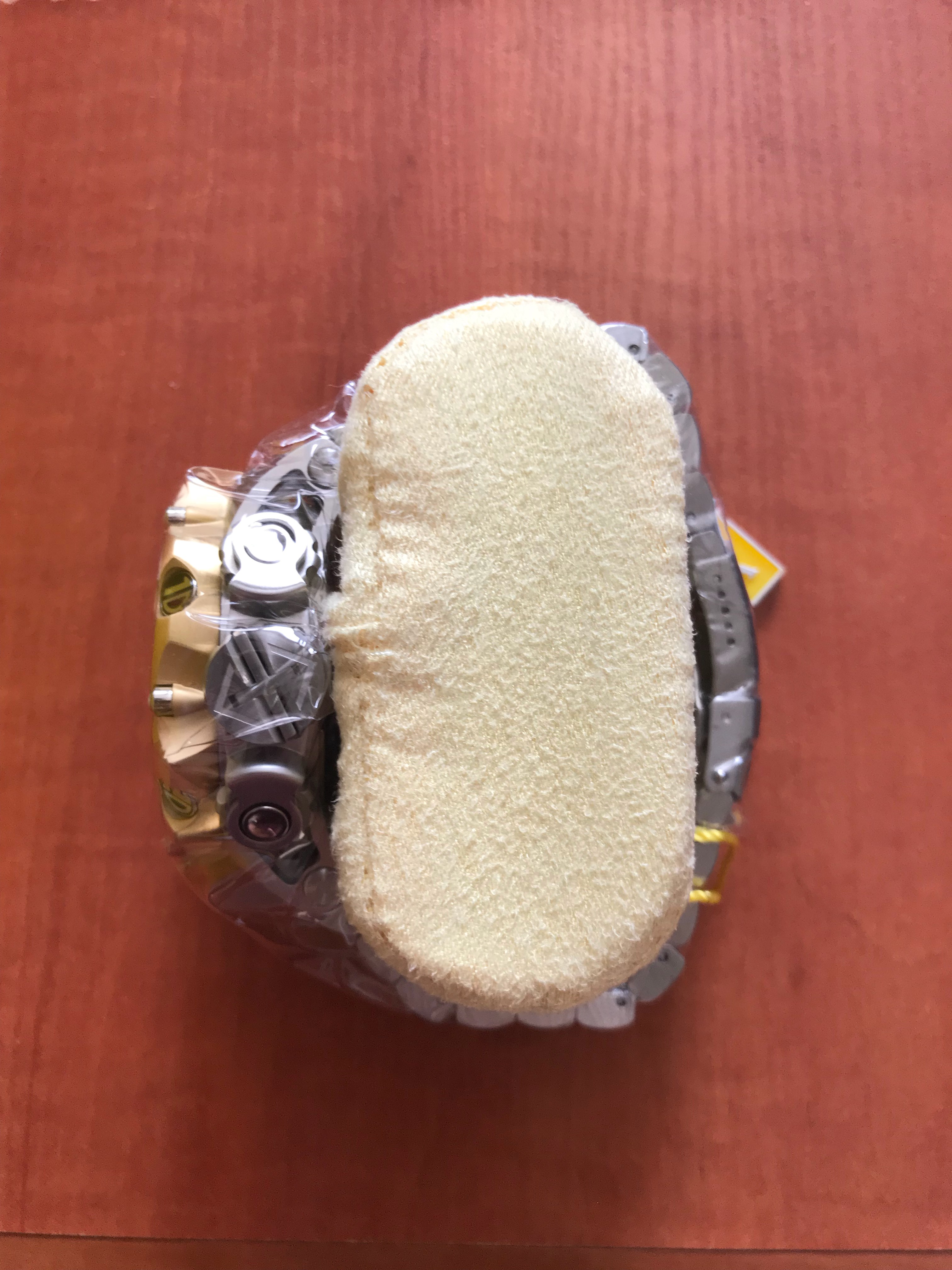 Invicta Reserve Venom Hybrid 16808